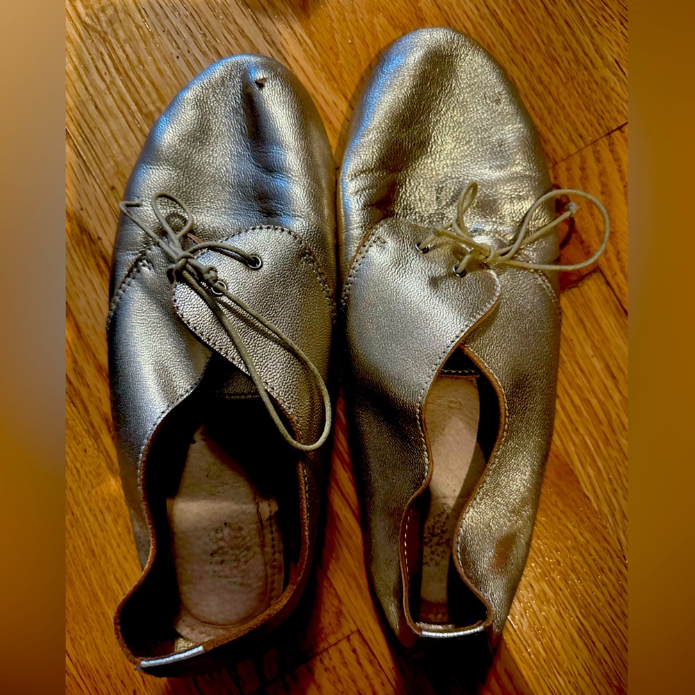 Gold flats